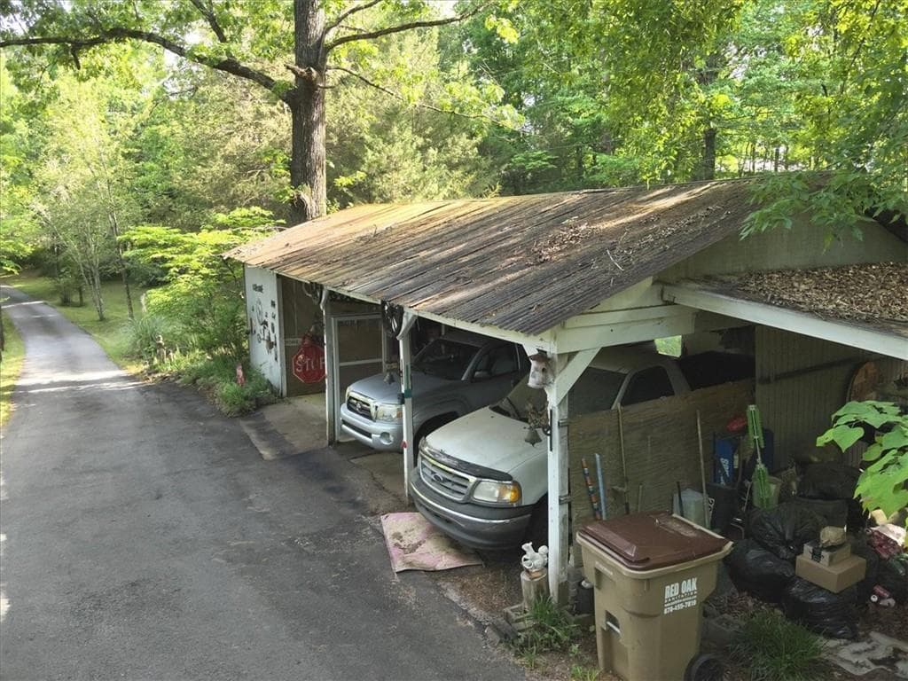 4 bedroom, 3 bathroom, 3,674 sq ft single family residence for sale at 2033 Peeksville Road, Locust Grove, GA 30248 — photo 9