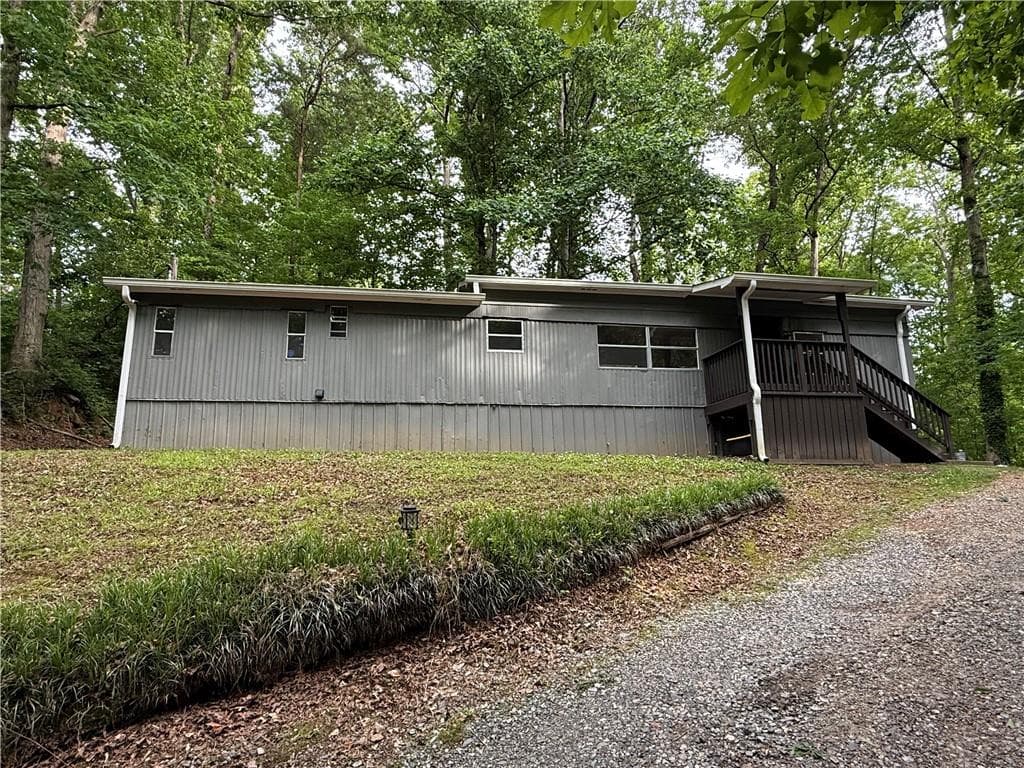 2 bedroom, 1 bathroom, 720 sq ft single family residence sold at 5255 Virginia Avenue, Cumming, GA 30041