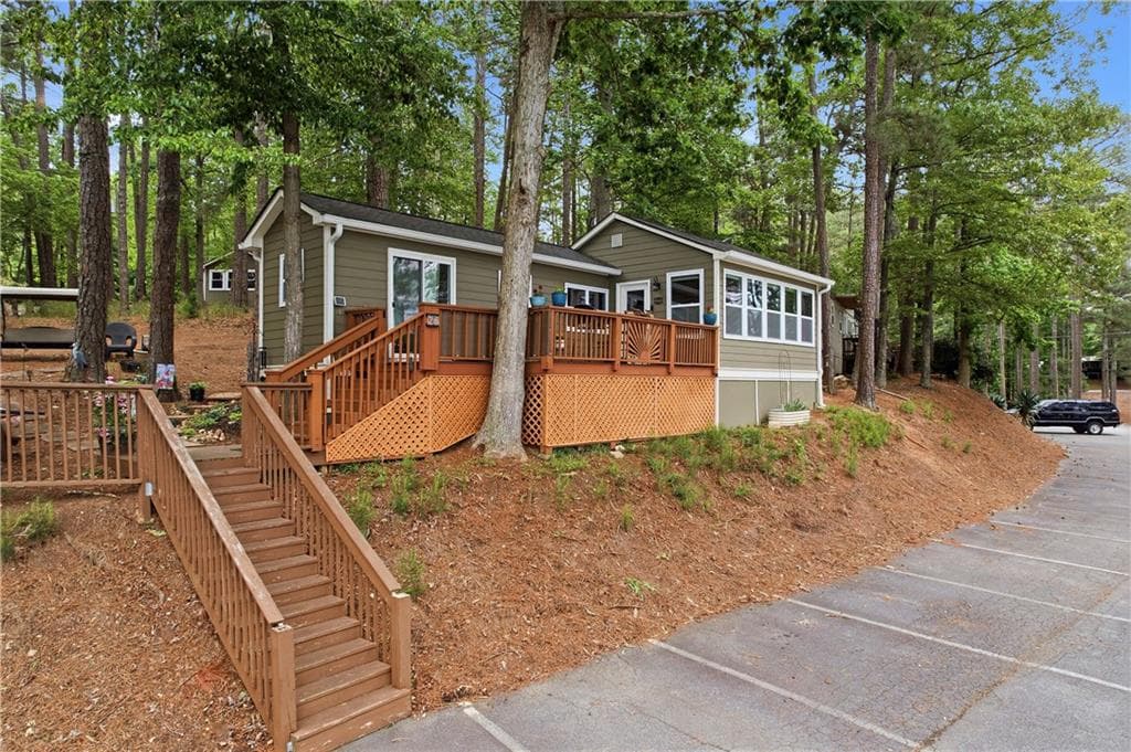 1 bedroom, 1 bathroom, 900 sq ft single family residence for sale at 1000 Victoria Landing Drive, Woodstock, GA 30189 — photo 3