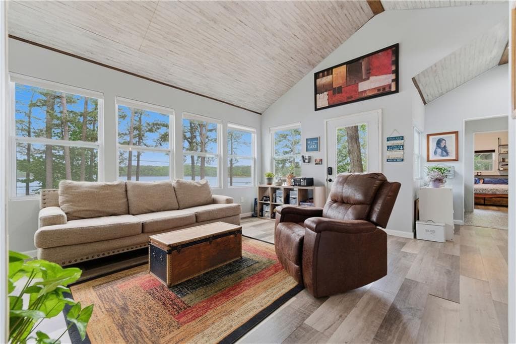 1 bedroom, 1 bathroom, 900 sq ft single family residence for sale at 1000 Victoria Landing Drive, Woodstock, GA 30189 — photo 5