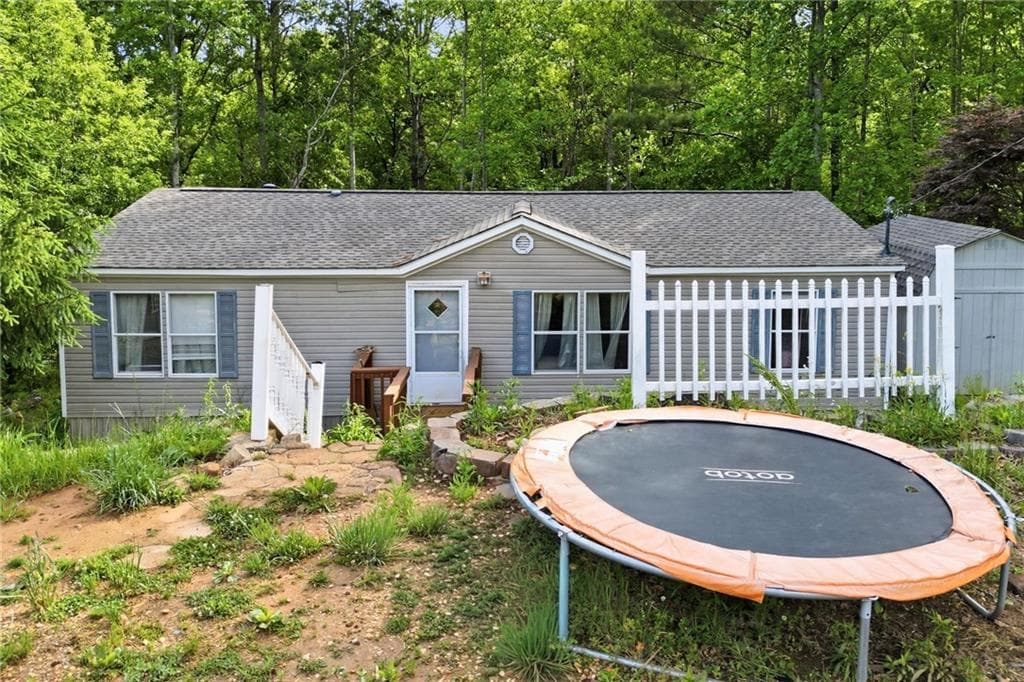 3 bedroom, 2 bathroom, 1,215 sq ft single family residence for sale at 226 Chivalry Lane, Ball Ground, GA 30107 — photo 3