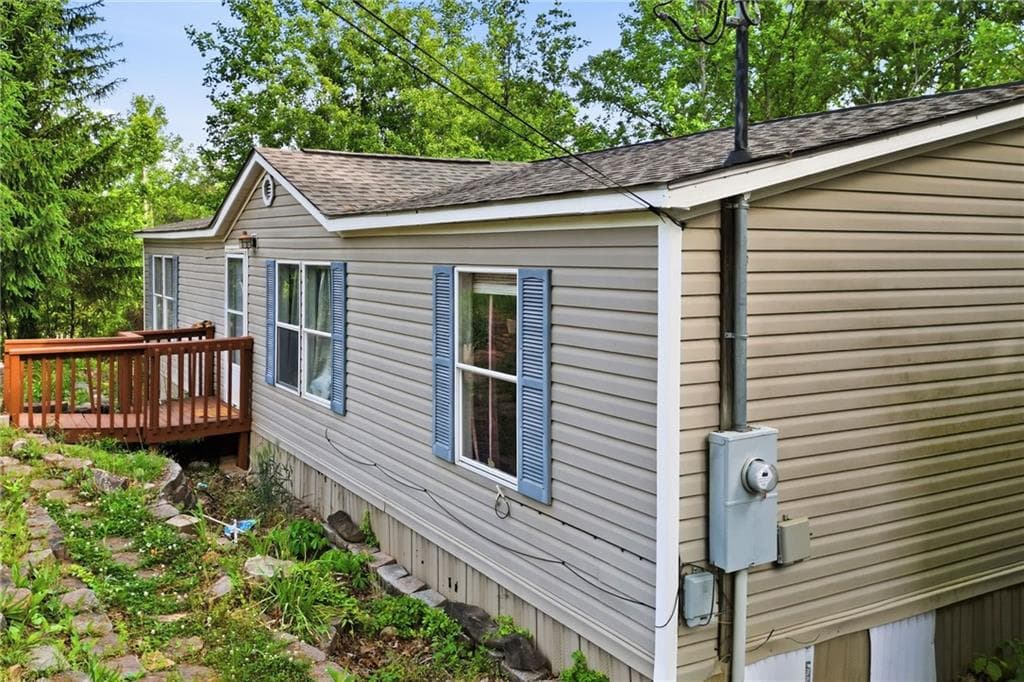 3 bedroom, 2 bathroom, 1,215 sq ft single family residence for sale at 226 Chivalry Lane, Ball Ground, GA 30107 — photo 7