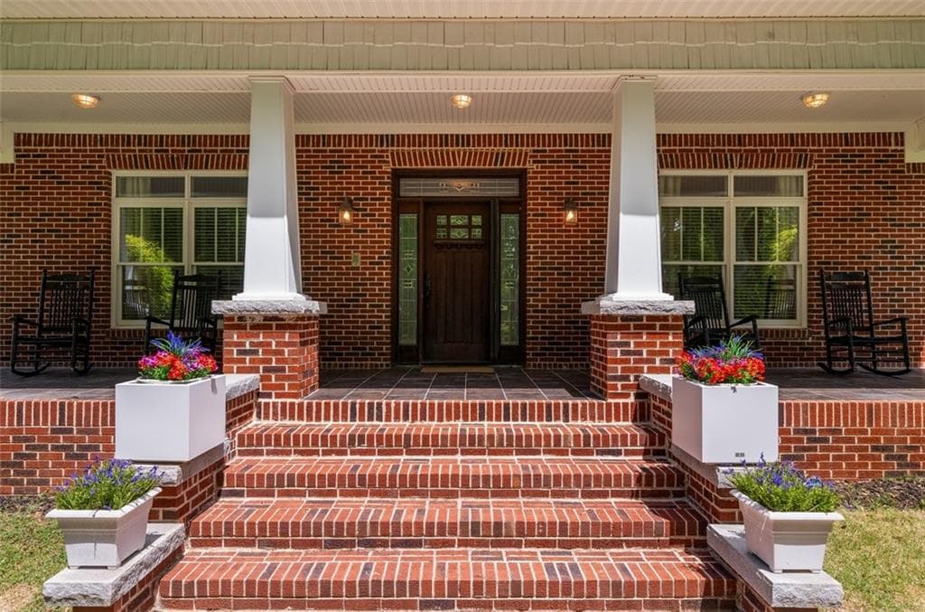 6 bedroom, 8 bathroom, 8,414 sq ft single family residence for sale at 11905 Hutcheson Ferry Road, Chattahoochee Hills, GA 30268 — photo 6