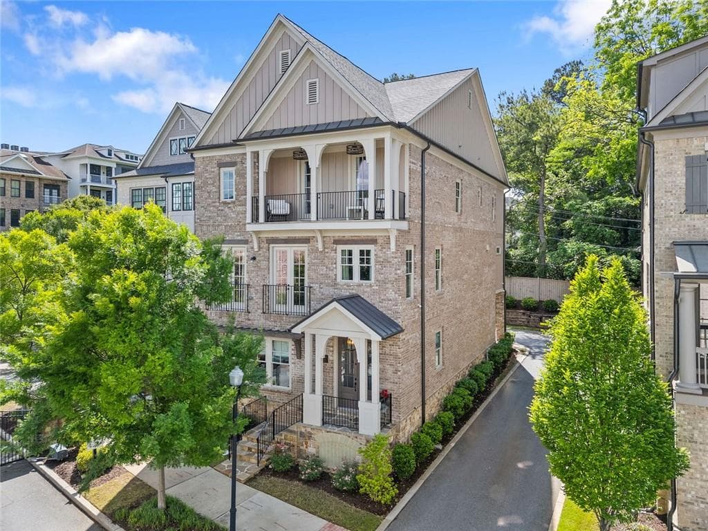 4 bedroom, 5 bathroom, 3,950 sq ft single family residence sold at 2084 Timball Road, Atlanta, GA 30318