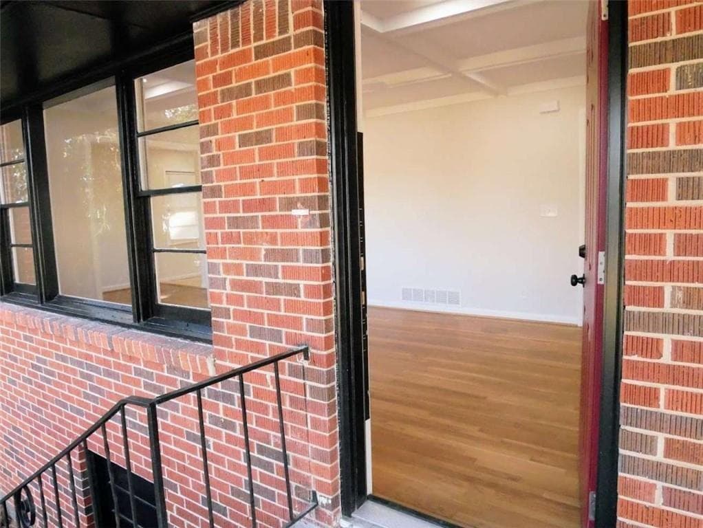3 bedroom, 2 bathroom, 1,316 sq ft single family residence under contract at 2756 Oldknow Drive, Atlanta, GA 30318 — photo 4