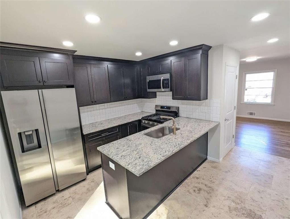 3 bedroom, 2 bathroom, 1,316 sq ft single family residence under contract at 2756 Oldknow Drive, Atlanta, GA 30318 — photo 10
