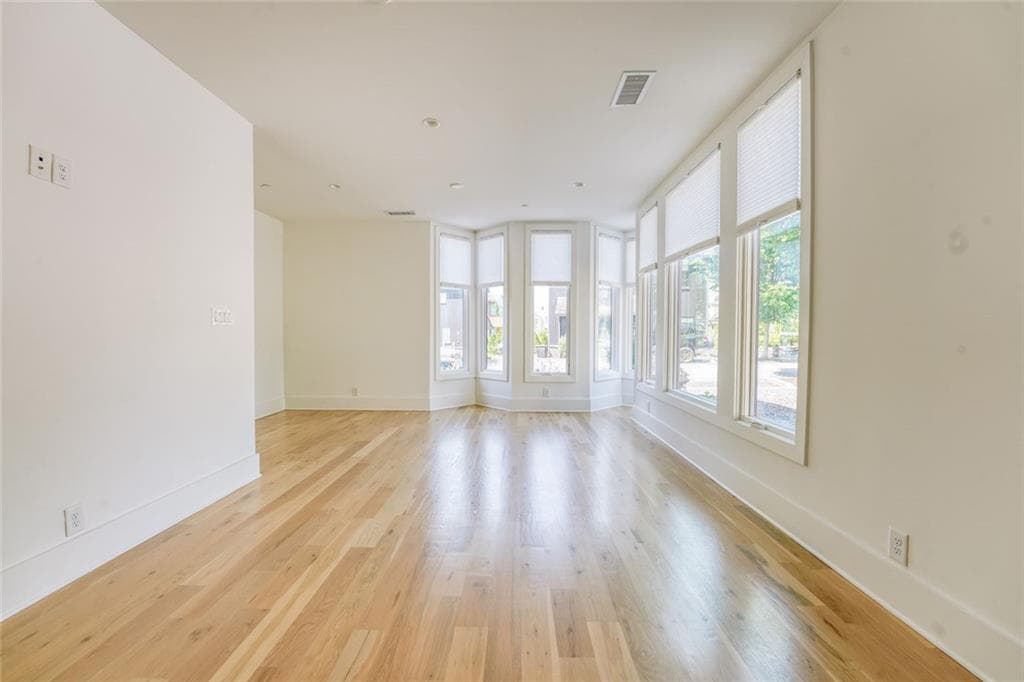 3 bedroom, 4 bathroom, 1,825 sq ft single family residence for sale at 290 2nd Street, Fayetteville, GA 30214 — photo 6