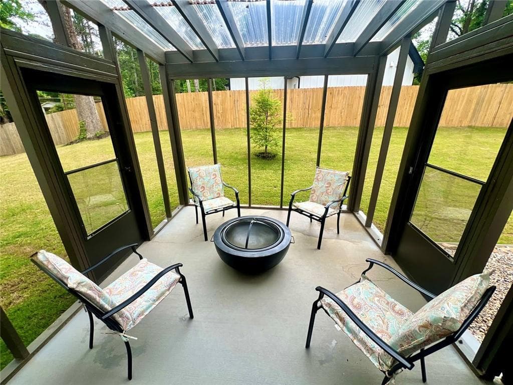 4 bedroom, 4 bathroom, 3,500 sq ft single family residence for sale at 2257 Barge Road, Atlanta, GA 30331 — photo 10