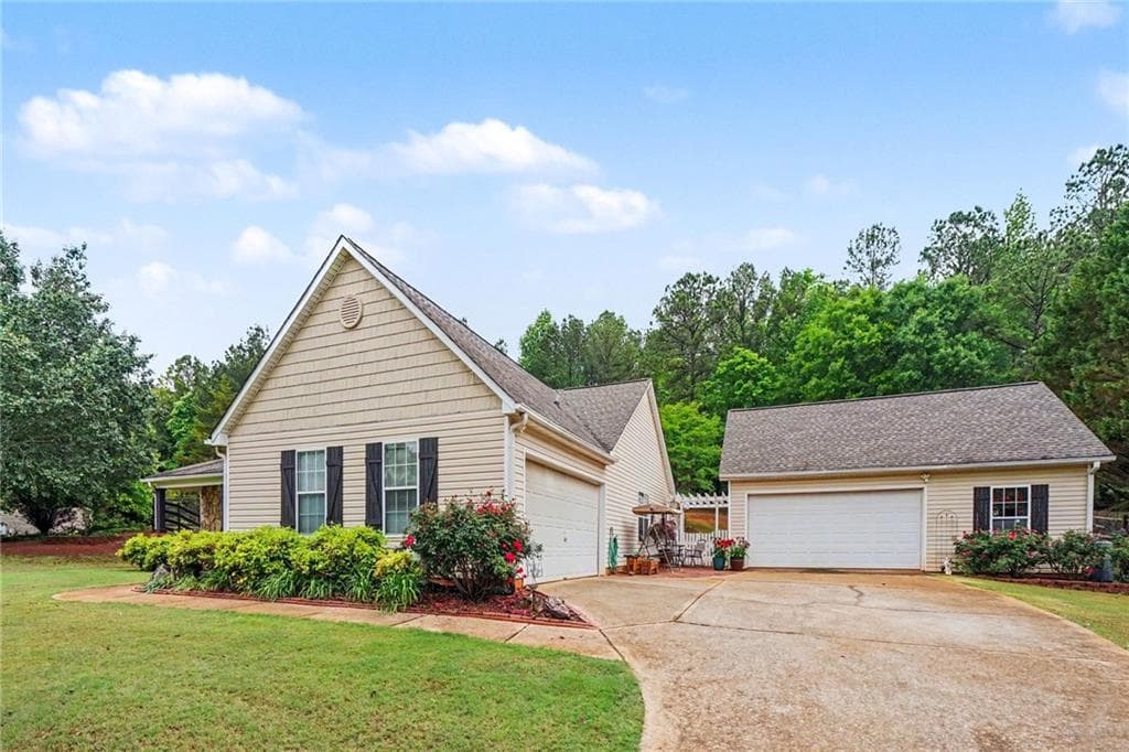 831 Riverwood Drive, Monroe, GA 30655 — most recent listing photo