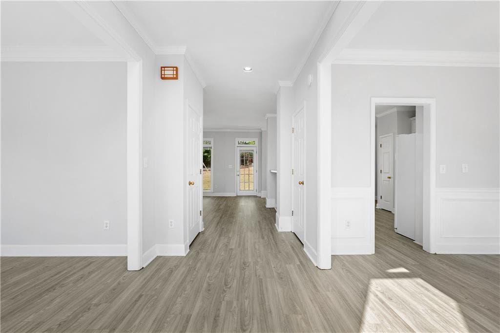 4 bedroom, 4 bathroom, 2,556 sq ft single family residence for sale at 3255 Oak Hampton Way, Duluth, GA 30096 — photo 2