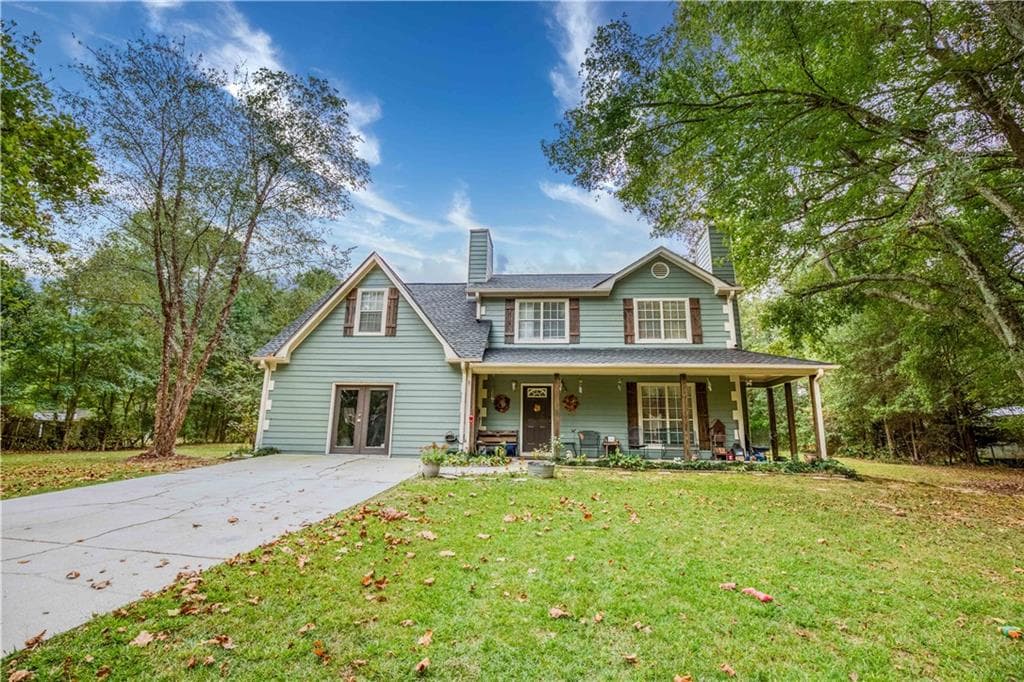 4 bedroom, 3 bathroom, 1,818 sq ft single family residence for sale at 1769 Brandi Lane, Loganville, GA 30052 — photo 2