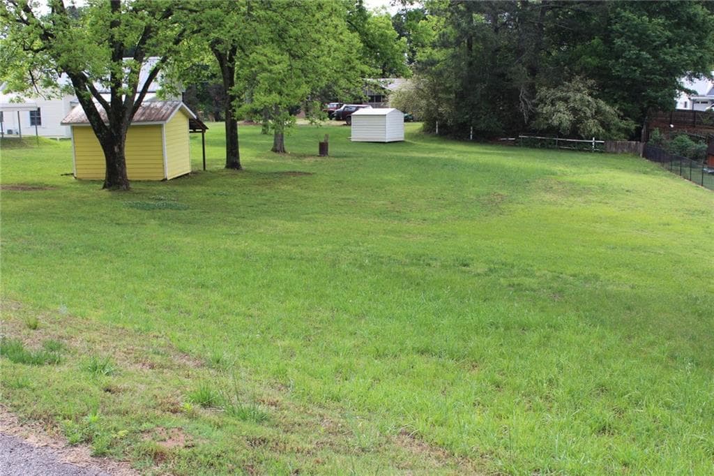 3 bedroom, 1 bathroom, 1,196 sq ft single family residence for sale at 5705 P W A Drive, Cumming, GA 30041 — photo 2