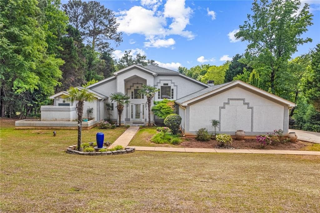 3 bedroom, 3 bathroom, 2,273 sq ft single family residence sold at 100 Catie Circle, Stockbridge, GA 30281