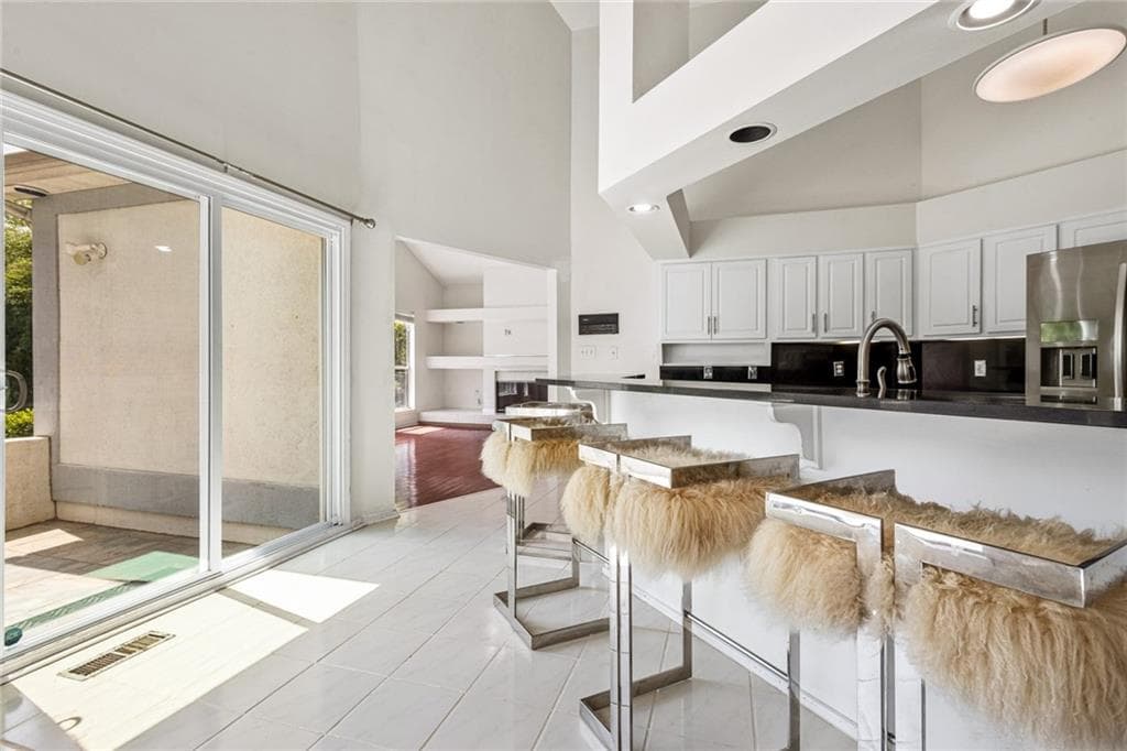 3 bedroom, 3 bathroom, 2,273 sq ft single family residence under contract at 100 Catie Circle, Stockbridge, GA 30281 — photo 8