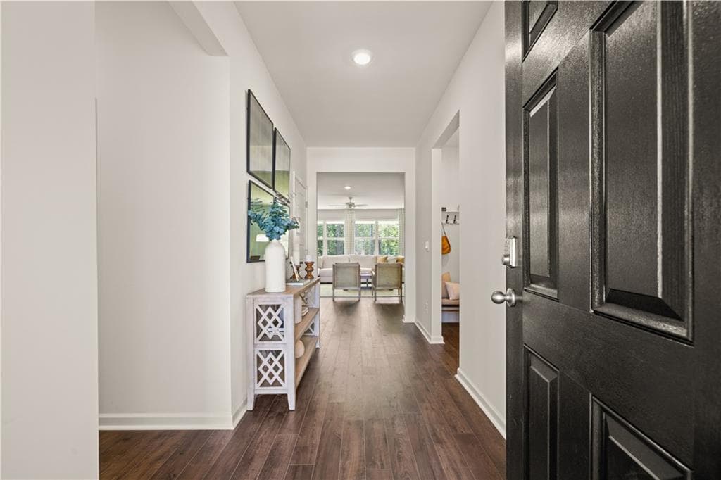 4 bedroom, 3 bathroom, 2,250 sq ft single family residence under contract at 1011 Amerson Street, Buckhead, GA 30625 — photo 2