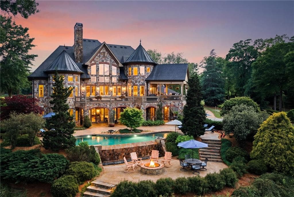 5 bedroom, 6 bathroom, 9,006 sq ft single family residence for sale at 4239 Lower Jersey Road, Covington, GA 30014 — photo 4