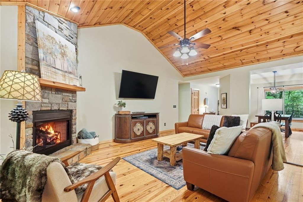 4 bedroom, 3 bathroom, 3,390 sq ft single family residence for sale at 67 Ballard Lane, Ellijay, GA 30536 — photo 7