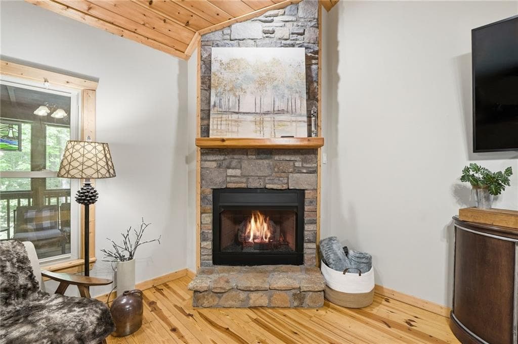4 bedroom, 3 bathroom, 3,390 sq ft single family residence for sale at 67 Ballard Lane, Ellijay, GA 30536 — photo 8