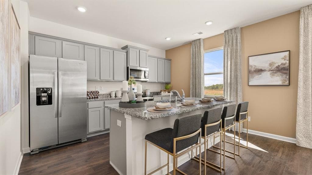 4 bedroom, 3 bathroom, 2,338 sq ft single family residence for sale at 513 Alder Lane Court, Griffin, GA 30223 — photo 5