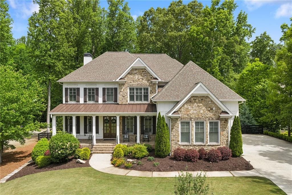 5 bedroom, 5 bathroom, 5,100 sq ft single family residence sold at 4535 Hawthorne Court, Alpharetta, GA 30004