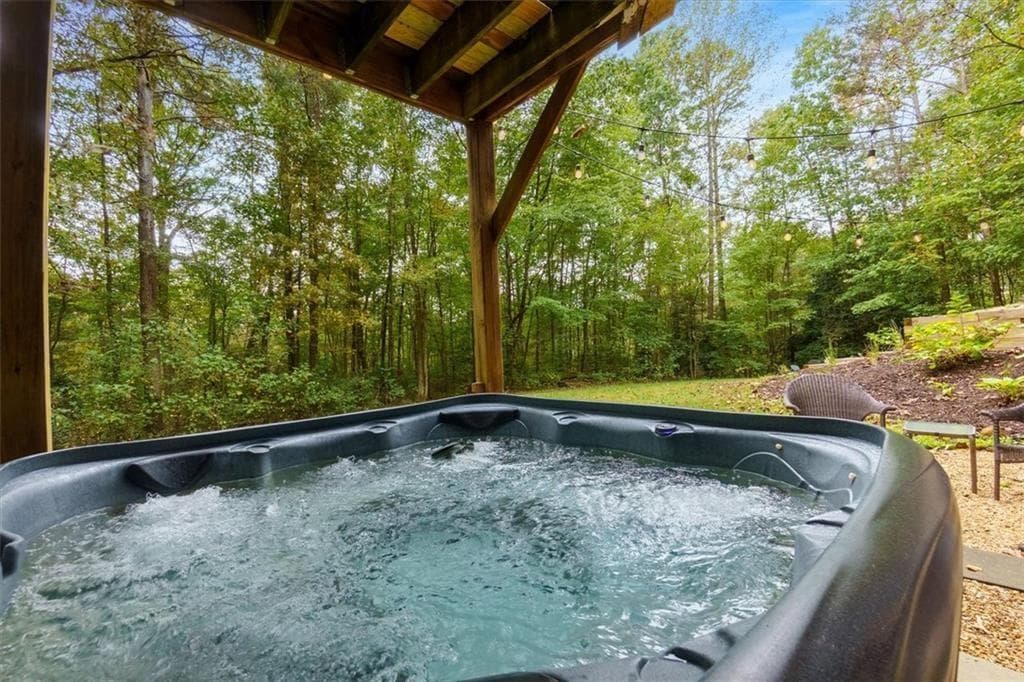 4 bedroom, 3 bathroom, 3,390 sq ft single family residence for sale at 67 Ballard Lane, Ellijay, GA 30536 — photo 2