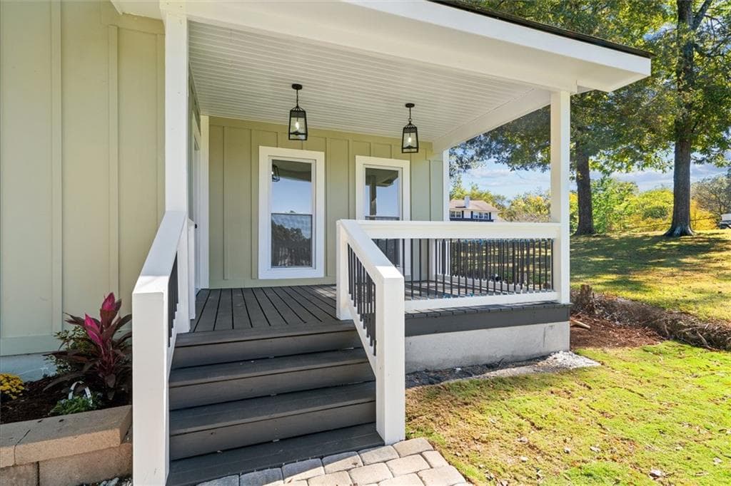 3 bedroom, 3 bathroom, 1,659 sq ft single family residence for sale at 515 Woodlawn Avenue, Calhoun, GA 30701 — photo 5
