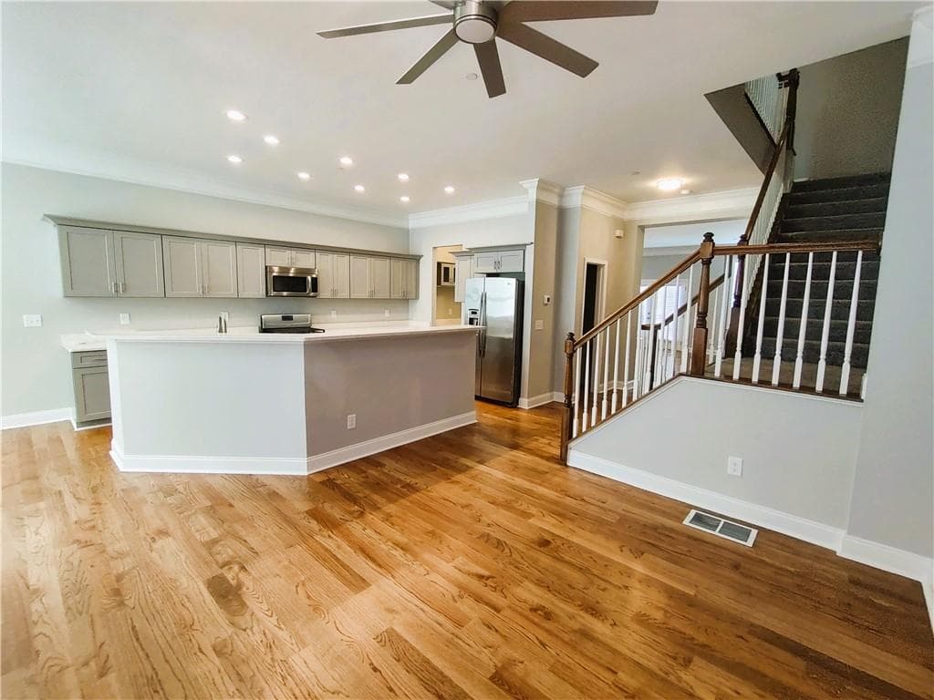 4 bedroom, 4 bathroom, 2,990 sq ft townhouse for rent at 211 Creekway Crossing, Smyrna, GA 30082 for $3,350 a month — photo 6