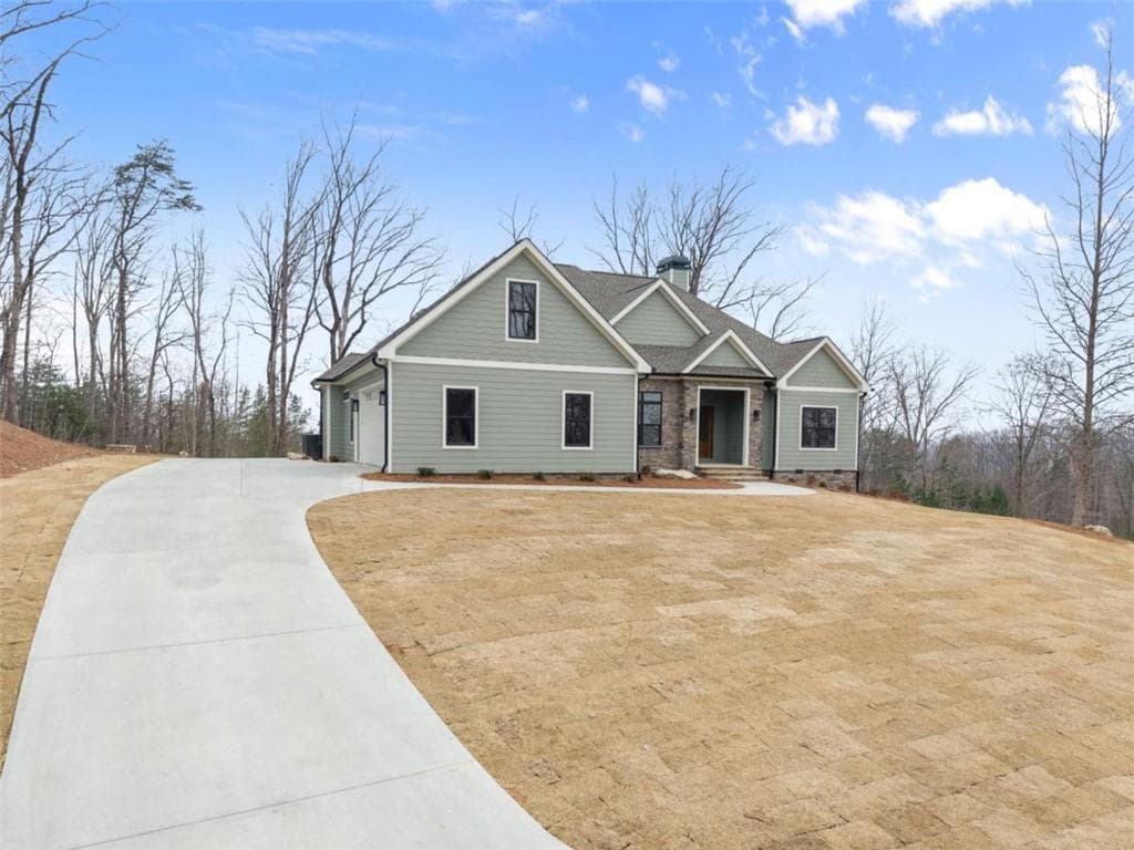 4 bedroom, 2 bathroom, 2,325 sq ft single family residence under contract at 24 Teel Mountain Drive, Cleveland, GA 30528 — photo 2