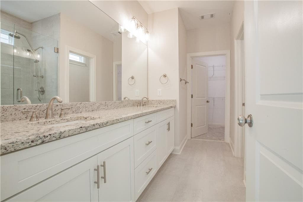 3 bedroom, 4 bathroom, 1,940 sq ft single family residence for sale at 388 Maple View Drive, Carrollton, GA 30117 — photo 10