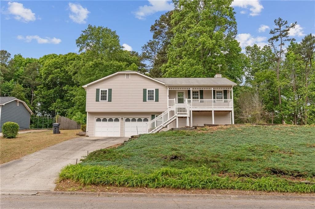2750 Old Ivy Court, Buford, GA 30519 — most recent listing photo