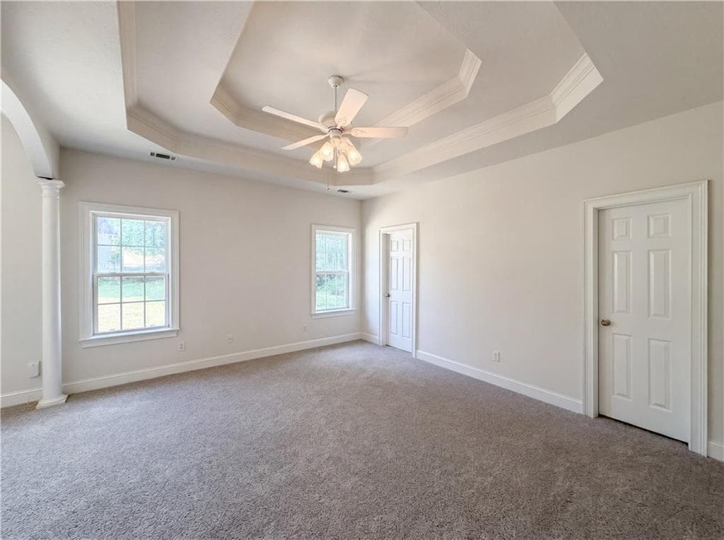 3 bedroom, 2 bathroom, 2,130 sq ft single family residence for sale at 141 Lake Chase Drive, Griffin, GA 30224 — photo 10