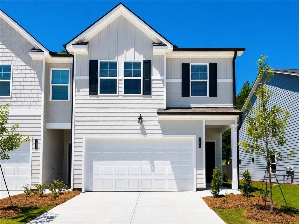 3 bedroom, 3 bathroom, 1,695 sq ft townhouse for sale at 1030 Merritt Drive 16, Villa Rica, GA 30180