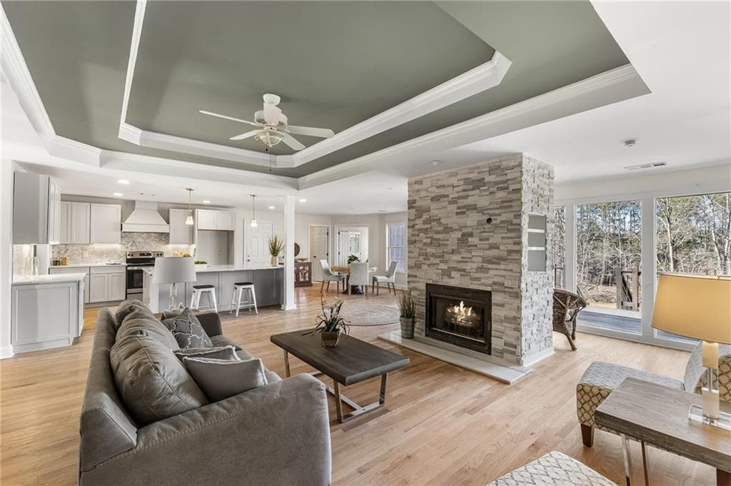 5 bedroom, 3 bathroom, 4,704 sq ft single family residence for sale at 8160 Stone Hill Road, Cumming, GA 30028 — photo 2
