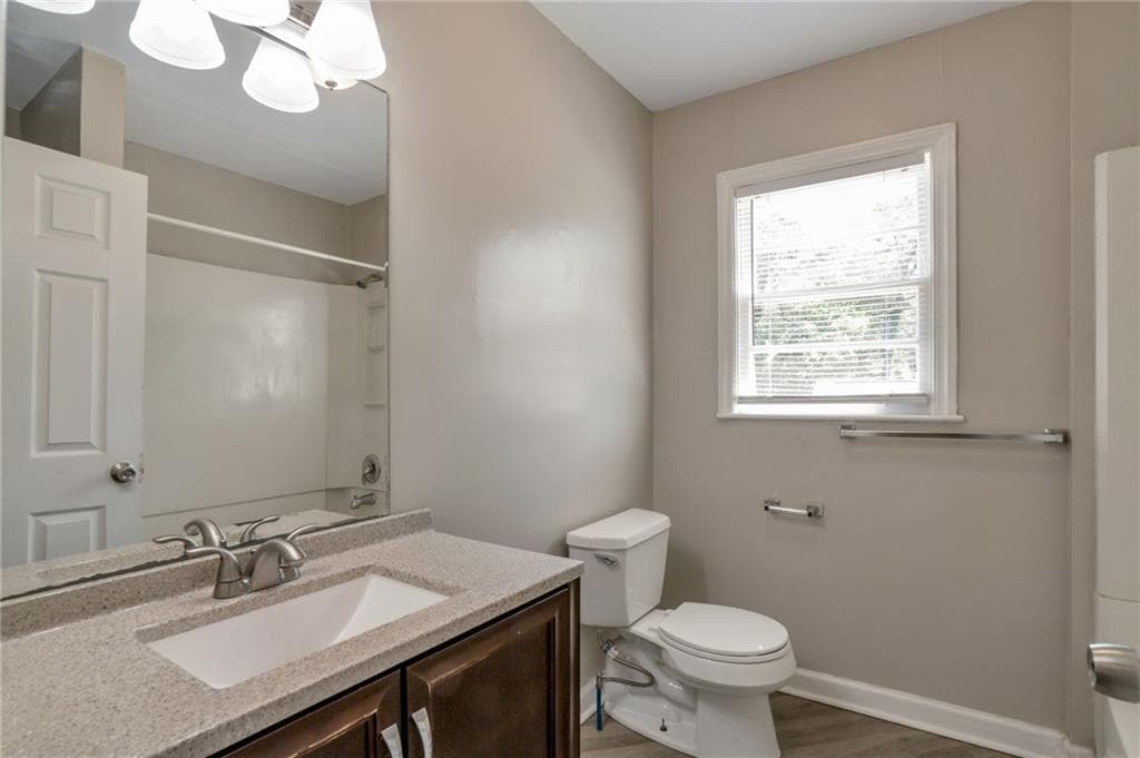 3 bedroom, 2 bathroom, 1,000 sq ft single family residence for sale at 4436 Highland Road, Decatur, GA 30035 — photo 7