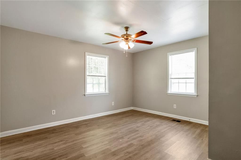 3 bedroom, 2 bathroom, 1,000 sq ft single family residence for sale at 4436 Highland Road, Decatur, GA 30035 — photo 9