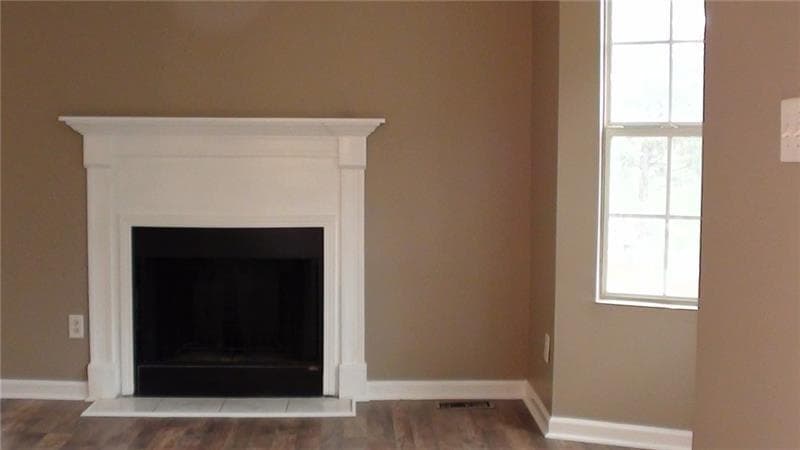 4 bedroom, 3 bathroom, 1,828 sq ft single family residence under contract at 3845 Laurel Brook Lane, Snellville, GA 30039 — photo 10
