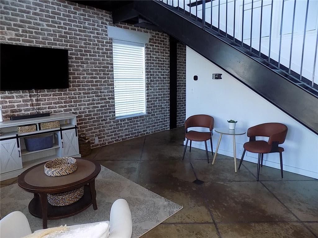 2 bedroom, 2 bathroom, 1,367 sq ft condominium for sale at 5434 Peachtree Road 119, Atlanta, GA 30341 — photo 3