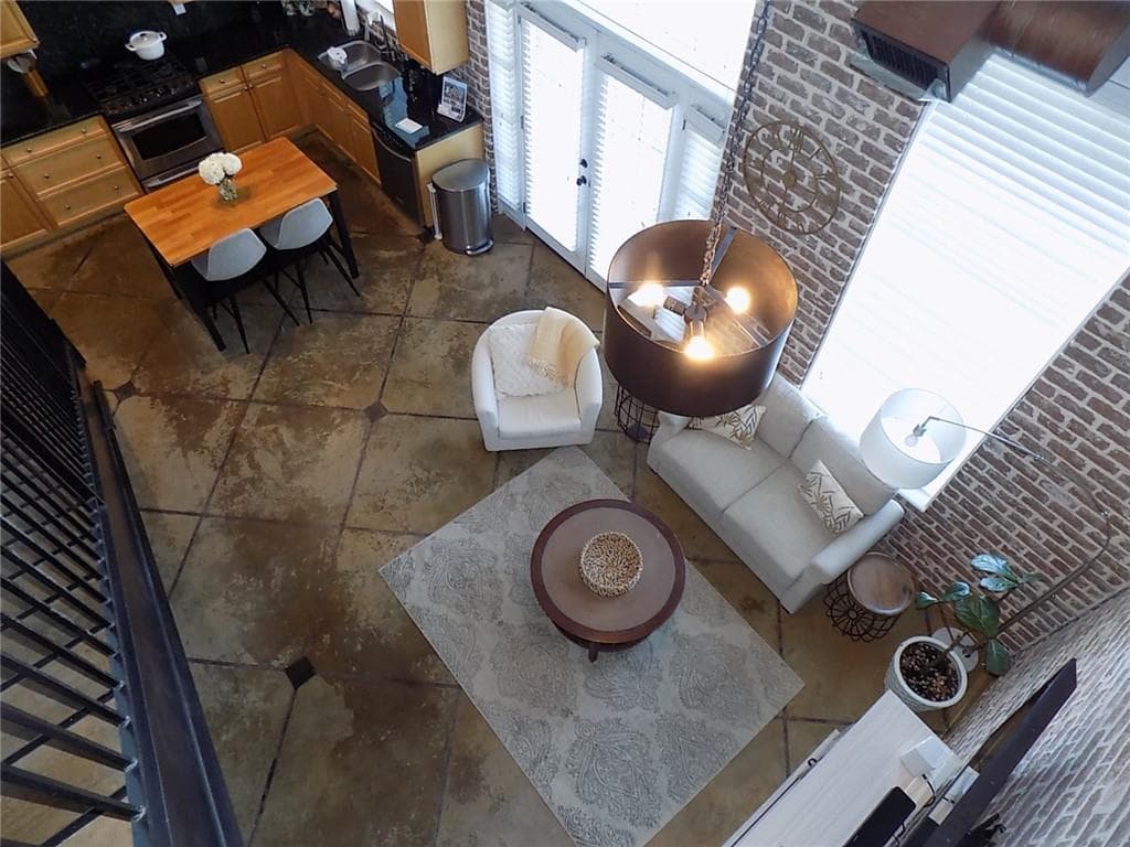 2 bedroom, 2 bathroom, 1,367 sq ft condominium for sale at 5434 Peachtree Road 119, Atlanta, GA 30341 — photo 7