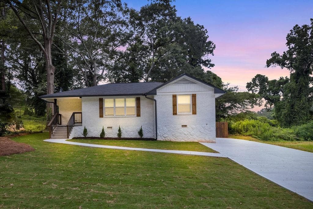 2219 SHARON Way, Decatur, GA 30032 — most recent listing photo