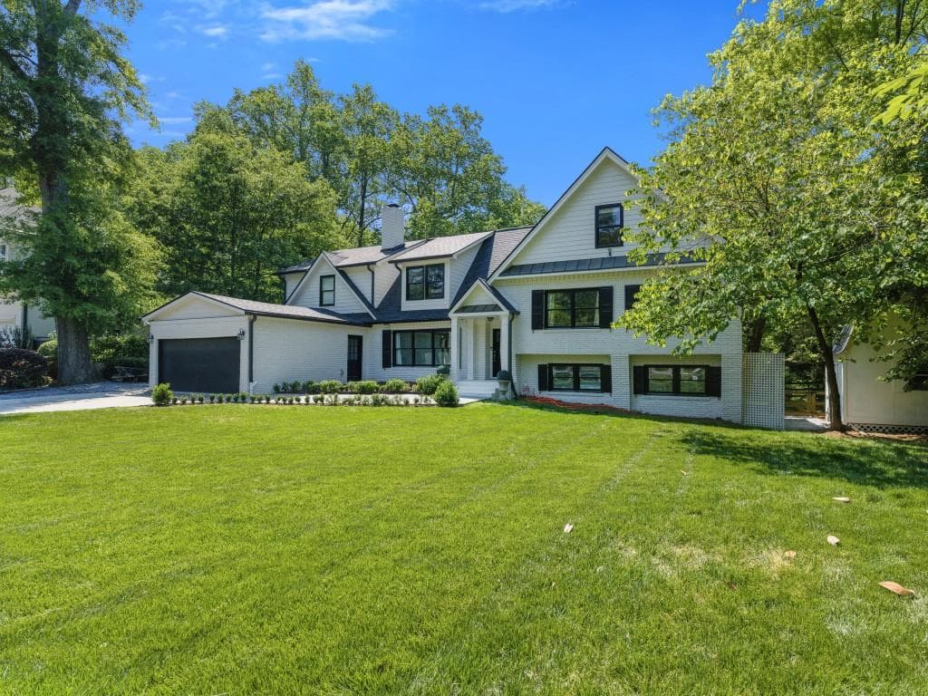 5 bedroom, 5 bathroom, 4,006 sq ft single family residence for sale at 1350 Battleview Drive, Atlanta, GA 30327