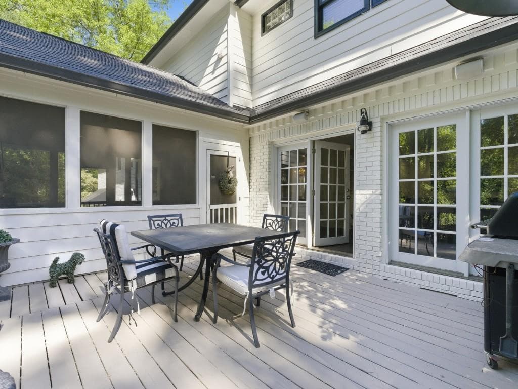 5 bedroom, 5 bathroom, 4,006 sq ft single family residence for sale at 1350 Battleview Drive, Atlanta, GA 30327 — photo 4