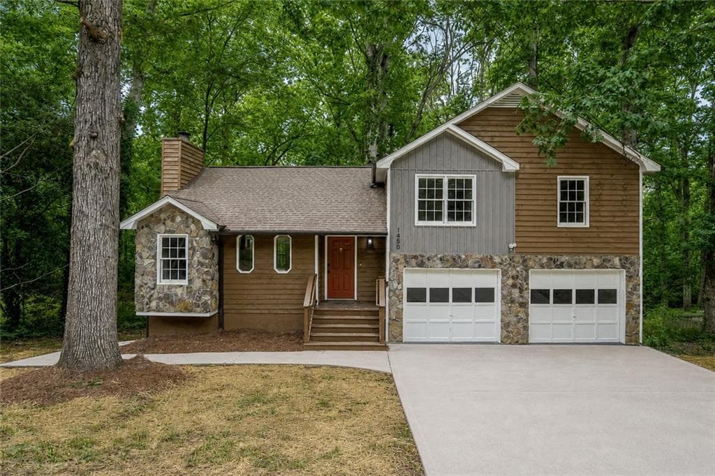 1450 Ashbrook Drive, Lawrenceville, GA 30043 — most recent listing photo