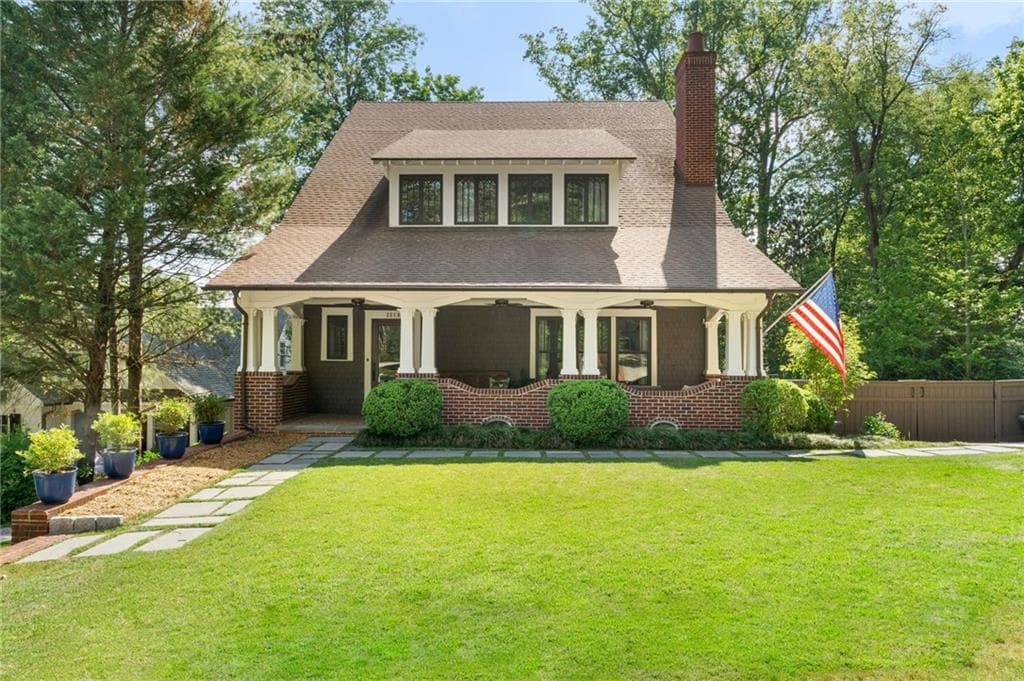5 bedroom, 6 bathroom, 4,749 sq ft single family residence for sale at 2519 Forrest Way, Atlanta, GA 30305 — photo 2