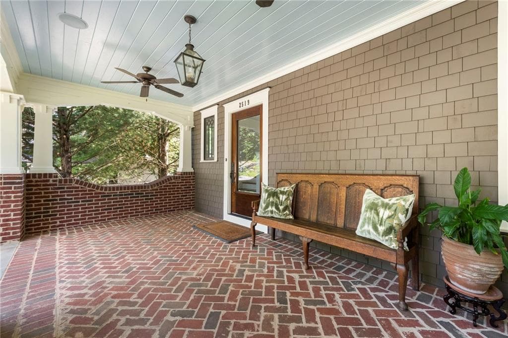 5 bedroom, 6 bathroom, 4,749 sq ft single family residence for sale at 2519 Forrest Way, Atlanta, GA 30305 — photo 4
