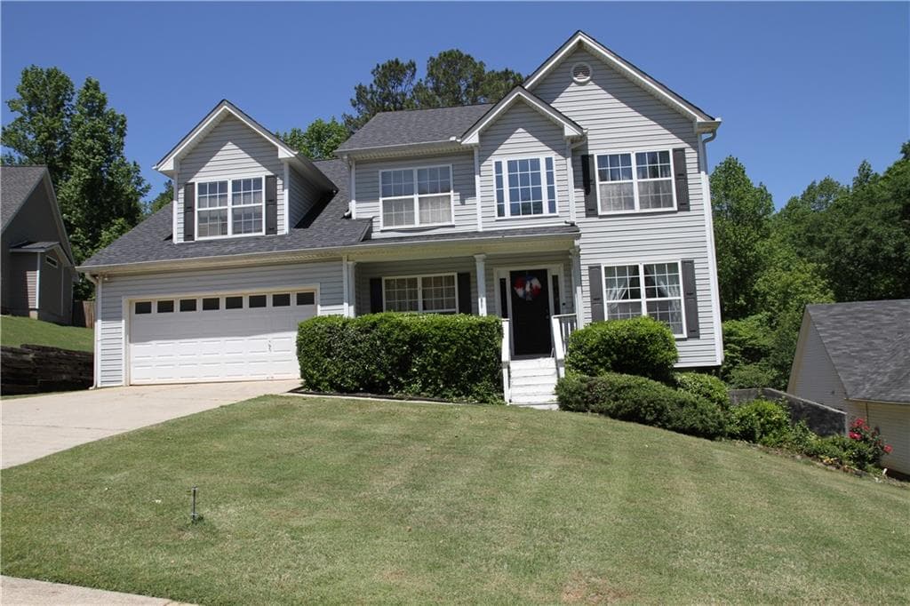 4 bedroom, 3 bathroom, 2,834 sq ft single family residence for sale at 7270 Litany Court, Flowery Branch, GA 30542 — photo 2