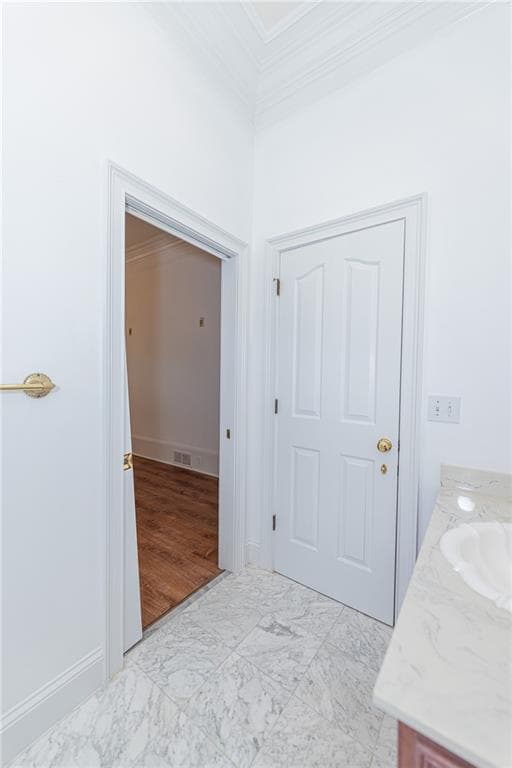 6 bedroom, 5 bathroom, 6,400 sq ft single family residence for sale at 5275 Northwater Way, Duluth, GA 30097 — photo 10