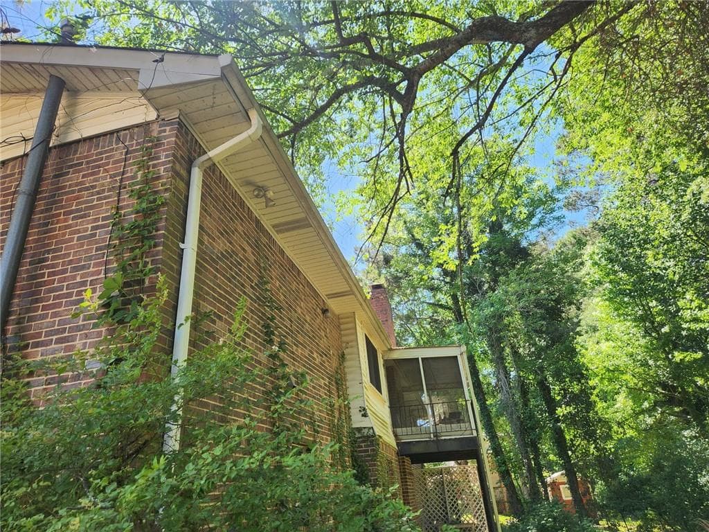 3 bedroom, 3 bathroom, 1,533 sq ft single family residence under contract at 3145 Hazelwood Drive, Atlanta, GA 30311 — photo 3