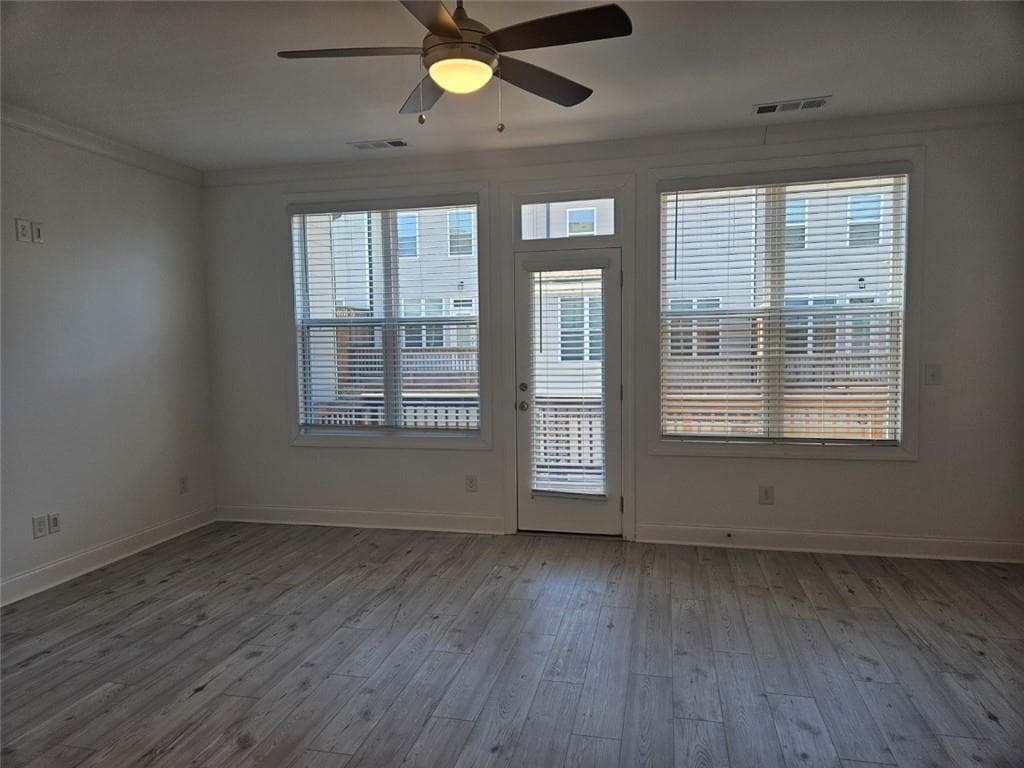 3 bedroom, 4 bathroom, 1,822 sq ft townhouse for sale at 1309 Bennett Creek Ovlk, Suwanee, GA 30024 — photo 8