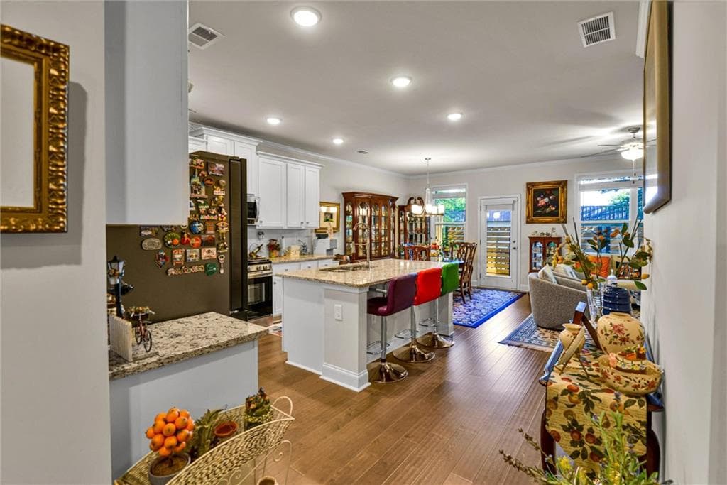 3 bedroom, 3 bathroom, 1,974 sq ft townhouse for sale at 2423 Chene Drive, Duluth, GA 30097 — photo 6