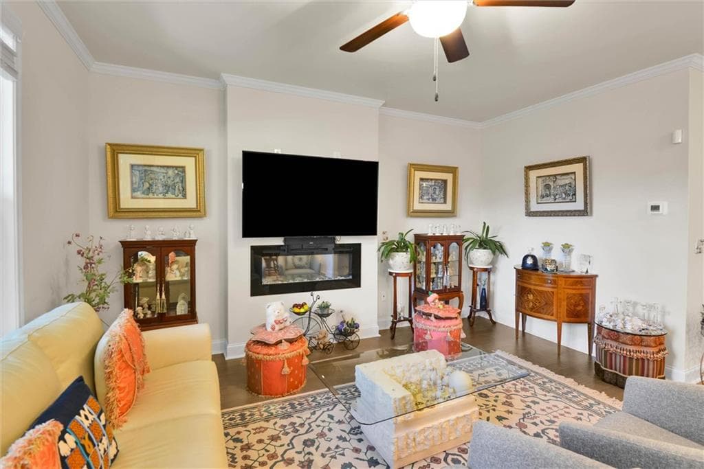 3 bedroom, 3 bathroom, 1,974 sq ft townhouse for sale at 2423 Chene Drive, Duluth, GA 30097 — photo 7